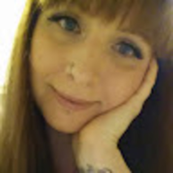 Meet your Posher, Tamara - Picture 1 of 1